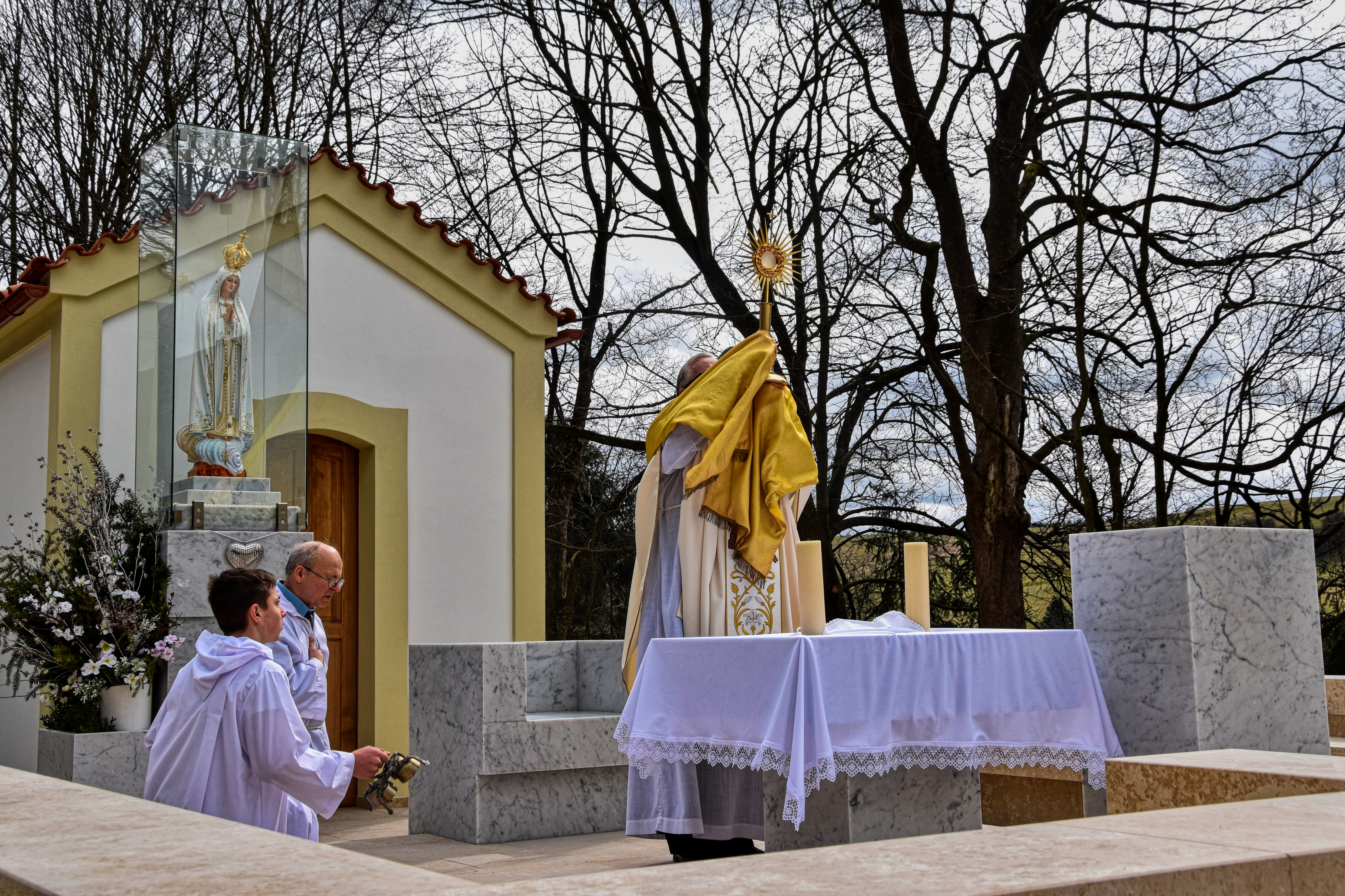 Obnova zasvěcení Neposkvrněnému Srdci Panny Marie