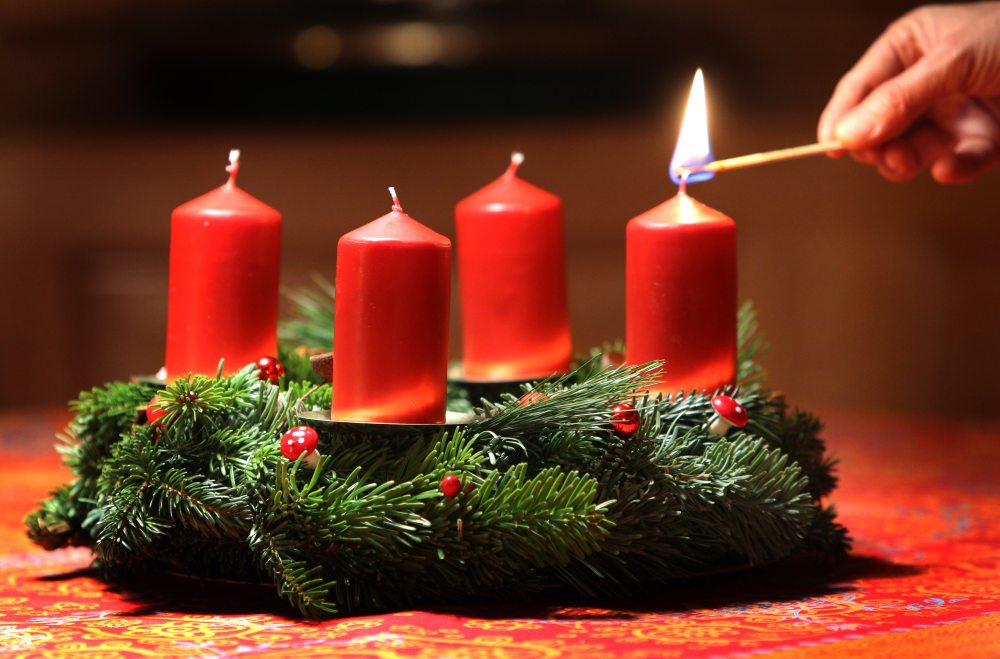 Adventní středeční adorace a modlitba na vaše úmysly